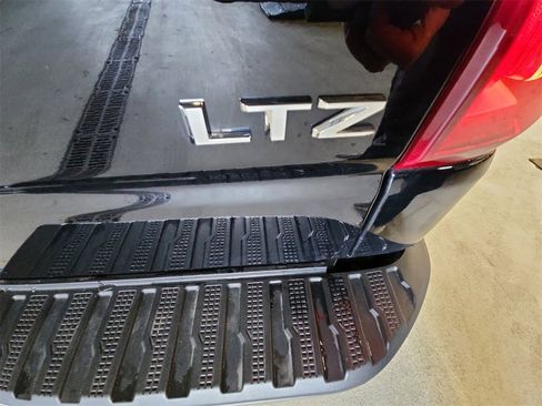Certified 2025 Chevrolet Silverado 1500 LTZ w/ LTZ Premium Package image 36