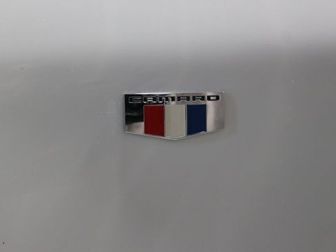 Used 2021 Chevrolet Camaro LT w/ 1LE Track Performance Package image 9