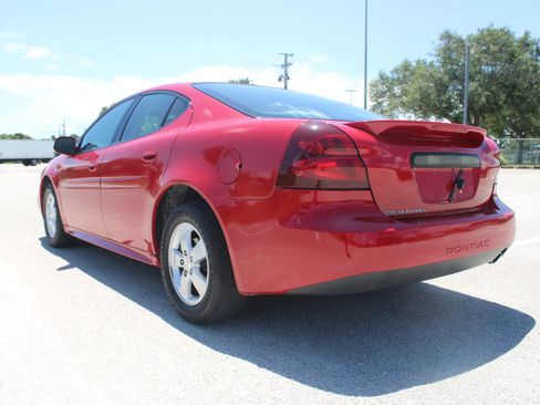 Used 2007 Pontiac Grand Prix FWD image 10