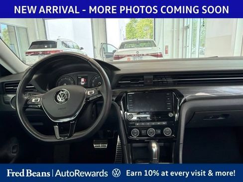Used 2020 Volkswagen Passat 2.0T R-Line FWD image 12