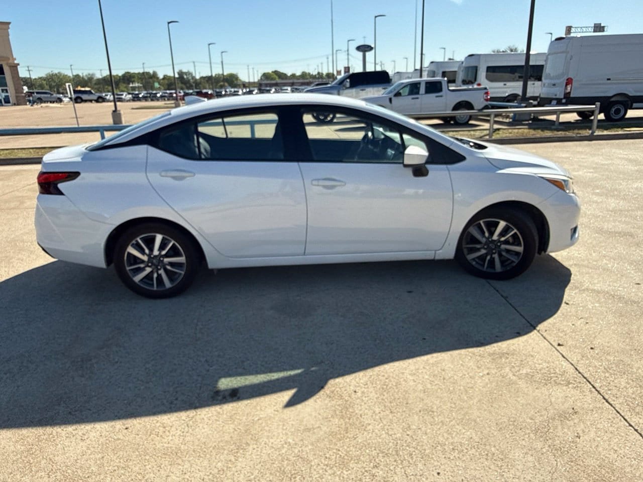 Used 2023 Nissan Versa SV FWD image 17