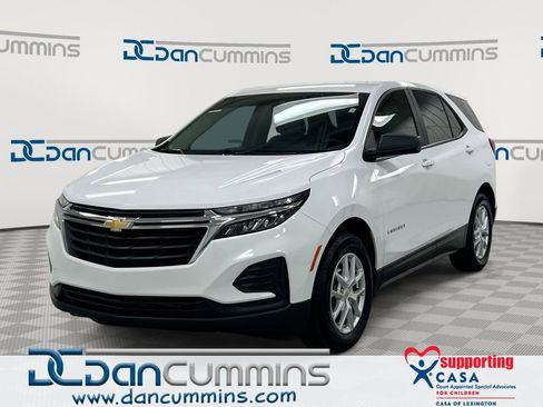 Used 2024 Chevrolet Equinox LS FWD image 1
