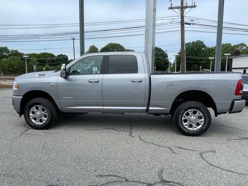 Used 2024 RAM 2500 Laramie w/ Safety Group AWD/4WD image 8
