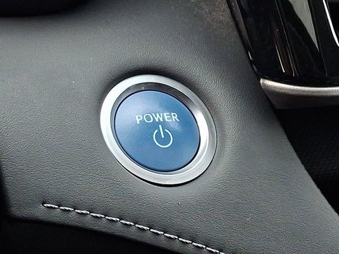 Used 2020 Toyota Highlander XLE image 24