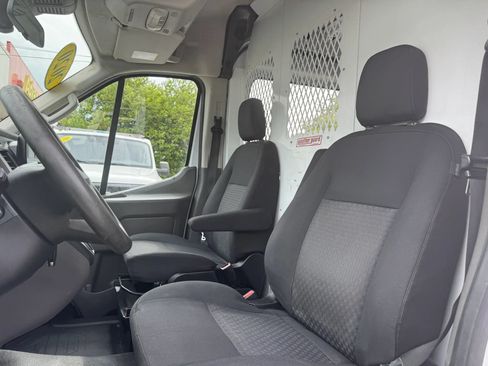 Used 2020 Ford Transit 250 Medium Roof AWD w/ Load Area Protection Package image 27