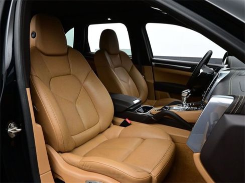 Used 2013 Porsche Cayenne Diesel image 18