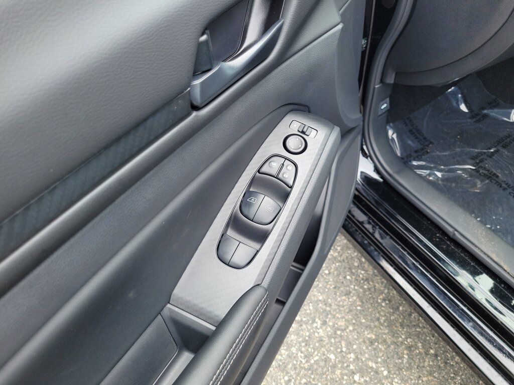 New 2026 Nissan Altima 2.5 SV FWD image 14