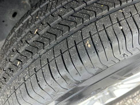 Used 2019 Ford F150 XLT w/ Equipment Group 301A Mid RWD image 12