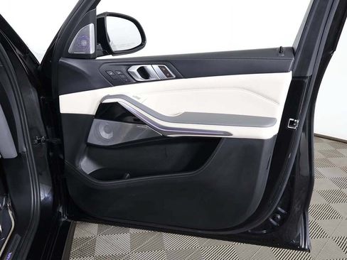Used 2024 BMW ALPINA XB7 AWD/4WD image 31