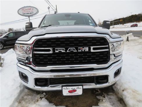 Used 2024 RAM 2500 Big Horn image 34