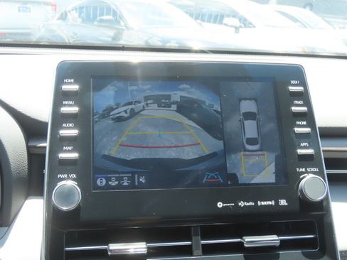 Used 2022 Toyota Avalon Limited w/ Advanced Safety Package FWD image 29