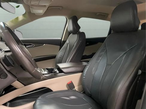 Used 2019 Lincoln Nautilus Select FWD image 10