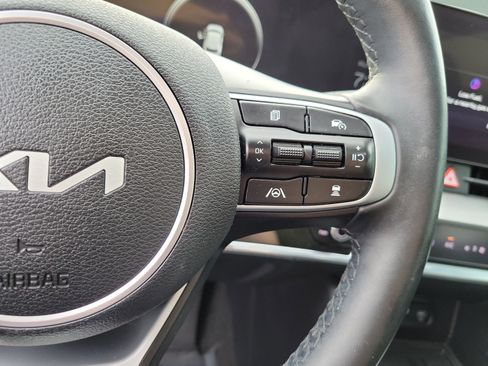 Certified 2023 Kia Sportage SX FWD image 10