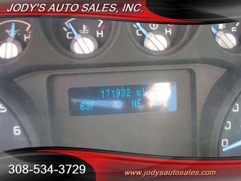 Used 2016 Ford F250 XL w/ Power Equipment Group image 9