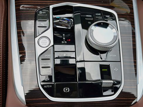 New 2027 BMW X7 xDrive40i w/ Executive Package AWD/4WD image 31