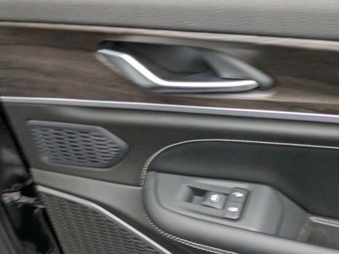 New 2026 Jeep Grand Cherokee Limited Reserve image 29