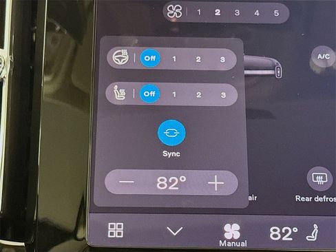 Certified 2026 Volvo XC40 B5 Plus w/ Protection Package Premier image 20