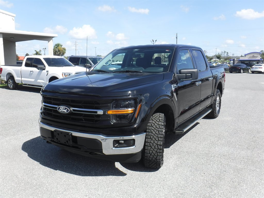 Used 2025 Ford F150 XLT w/ Equipment Group 301A Standard AWD/4WD image 26