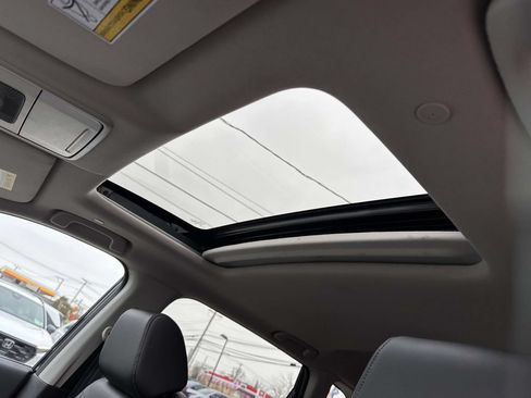 Used 2025 Honda CR-V EX-L image 13