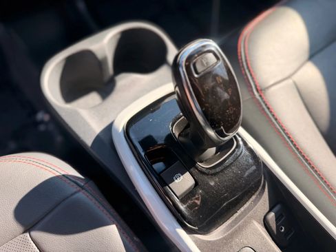 Used 2017 Chevrolet Bolt Premier w/ Driver Confidence II Package image 26