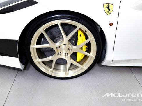 Used 2014 Ferrari 458 Spider RWD image 31