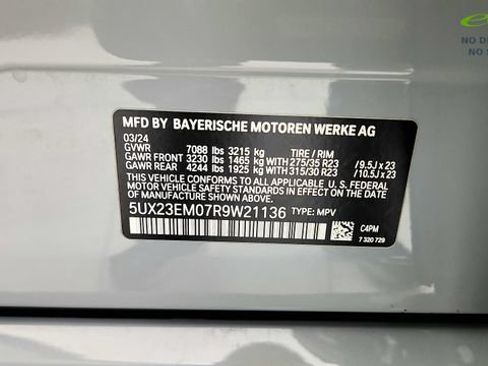 Used 2024 BMW X7 xDrive40i w/ M Sport Package AWD/4WD image 86