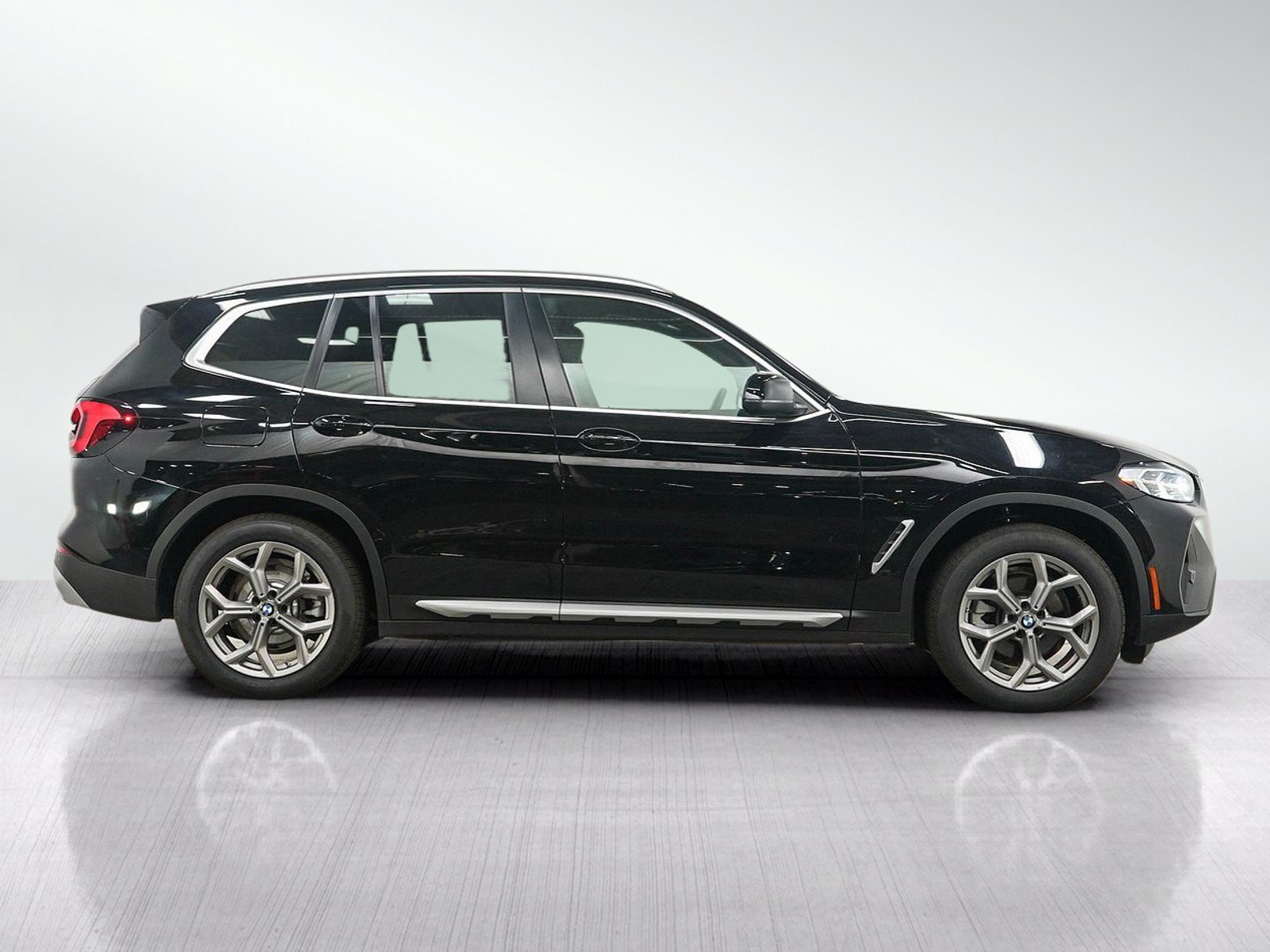 Used 2024 BMW X3 xDrive30i AWD/4WD image 6
