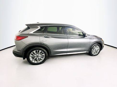 Used 2023 INFINITI QX50 Luxe image 10