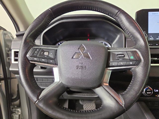 Used 2024 Mitsubishi Outlander SE AWD/4WD image 21