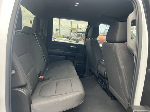 Used 2022 Chevrolet Silverado 2500 Custom w/ Custom Convenience Package image 20