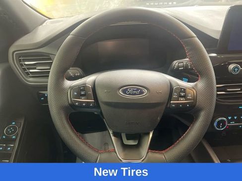 Used 2025 Ford Escape ST-Line Select AWD/4WD image 14