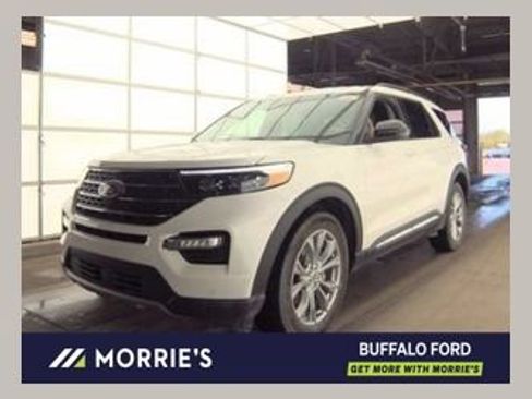 Used 2024 Ford Explorer XLT w/ Equipment Group 202A AWD/4WD image 1