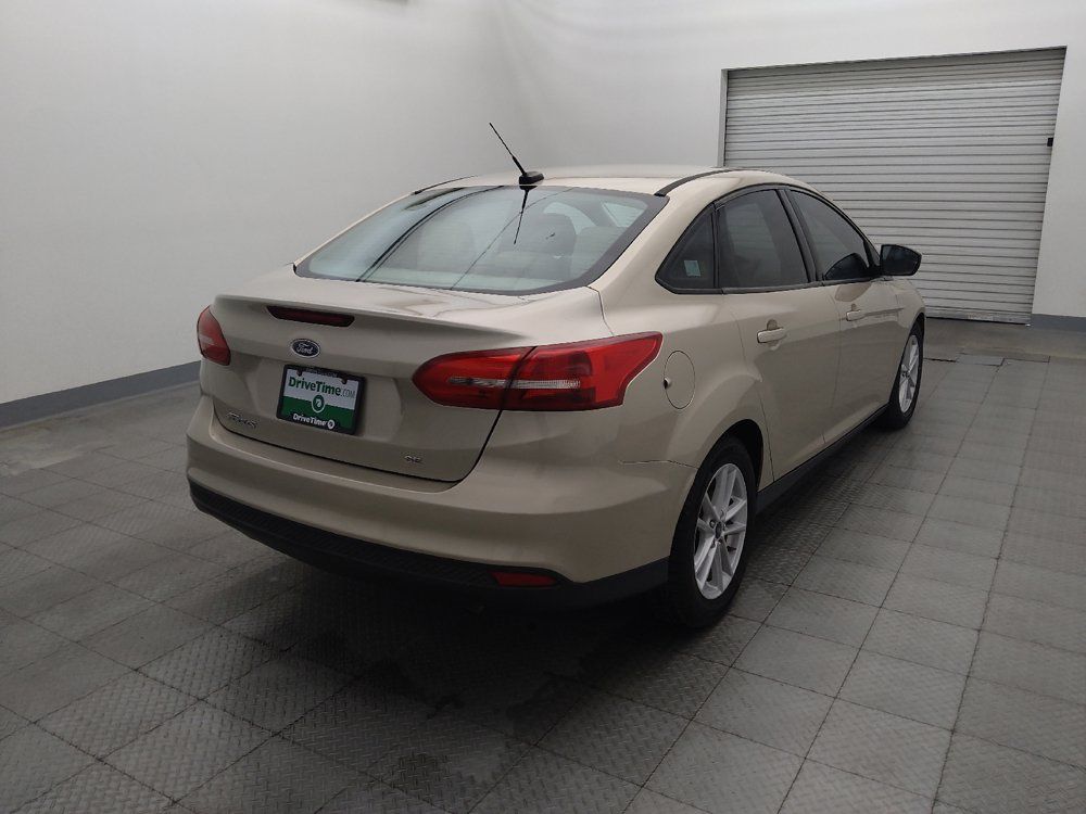 Used 2018 Ford Focus SE FWD image 9