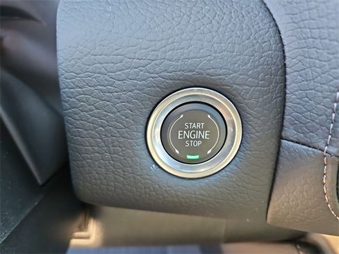 Used 2024 GMC Yukon Denali w/ Max Trailering Package image 17