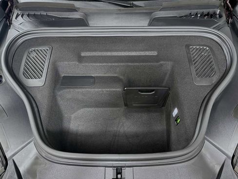 Used 2025 Porsche Macan Electric image 32