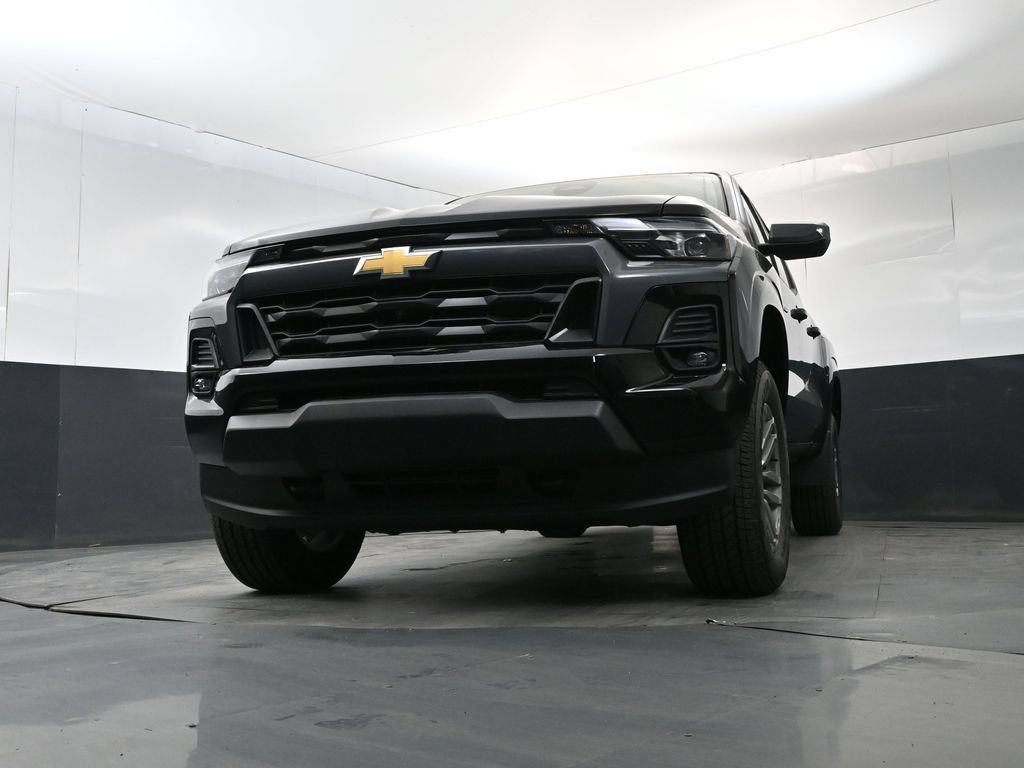 New 2026 Chevrolet Colorado LT w/ LT Convenience Package AWD/4WD image 12