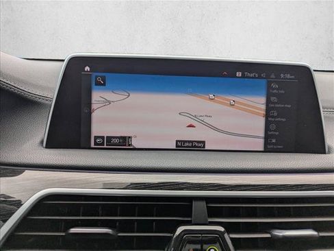 Used 2021 BMW 740i w/ Luxury Rear Seating Package RWD image 17