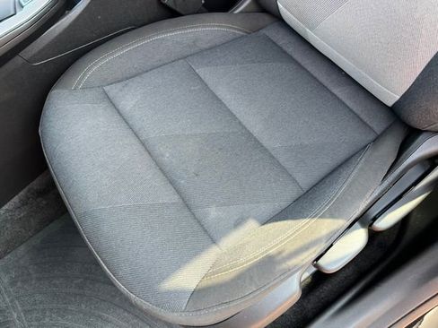 Used 2024 Chevrolet Trax LS w/ LS Convenience Package image 9