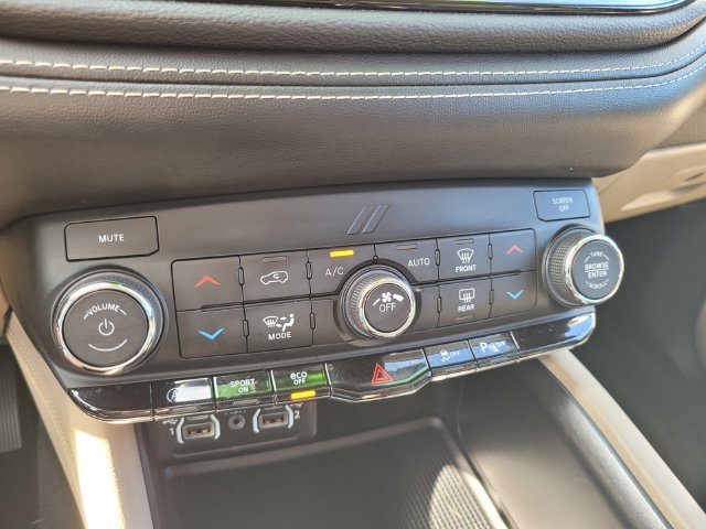 Used 2021 Dodge Durango SXT RWD image 24