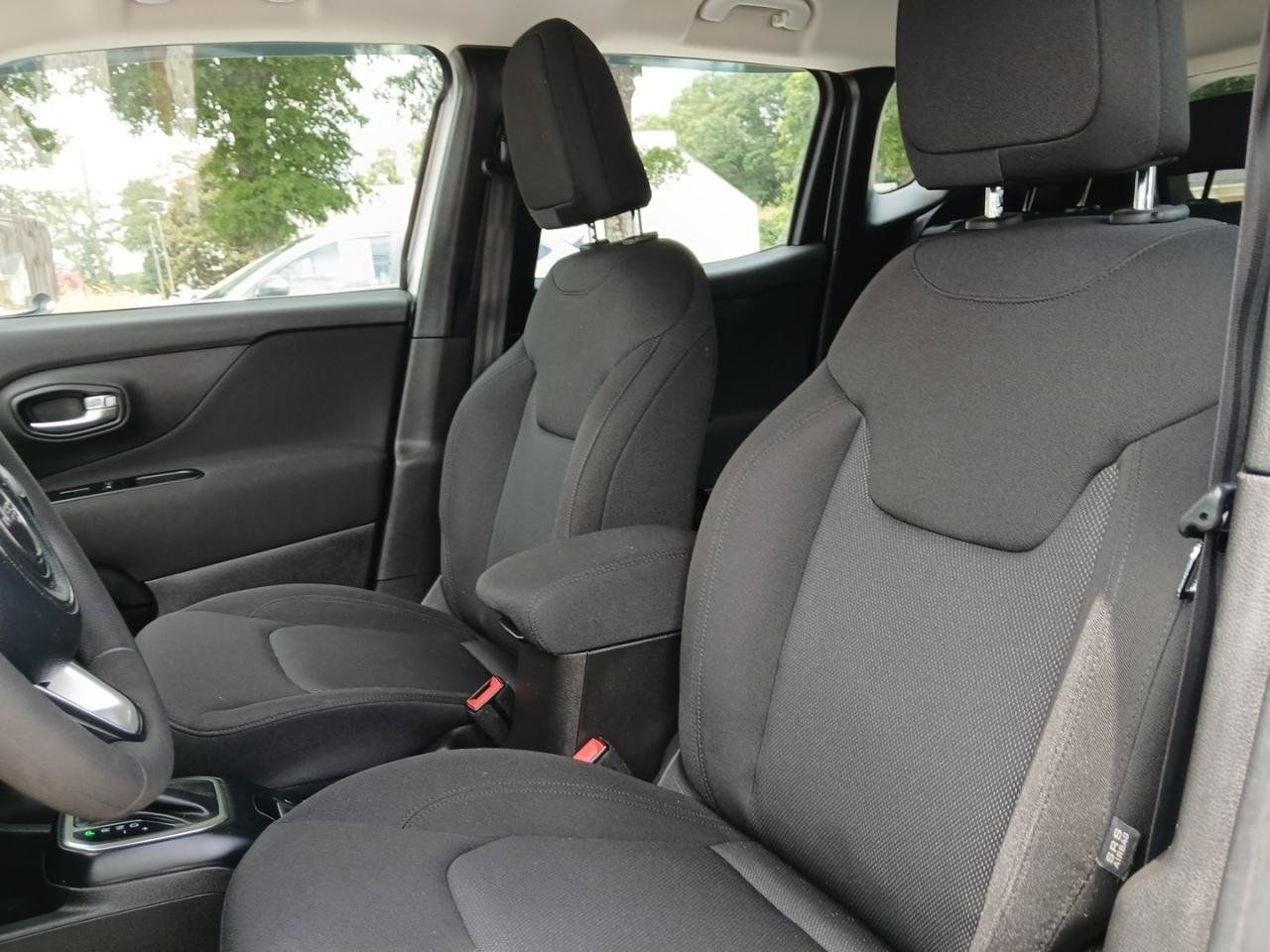 Used 2021 Jeep Renegade Sport FWD image 19