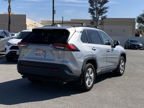 Used 2020 Toyota RAV4 XLE w/ All Weather Liner Package image 4