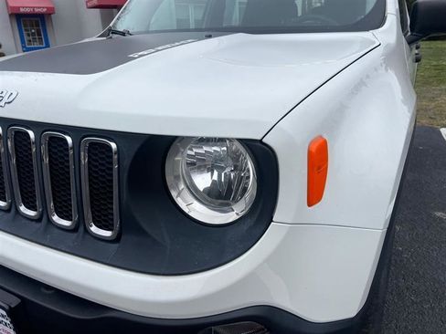 Used 2015 Jeep Renegade Sport w/ Power & Air Group AWD/4WD image 26