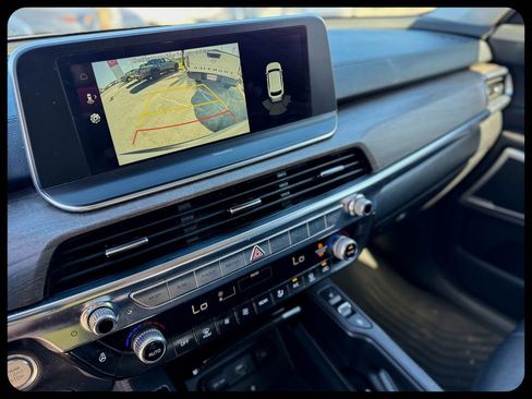 Used 2022 Kia Telluride EX w/ EX Premium Package image 25