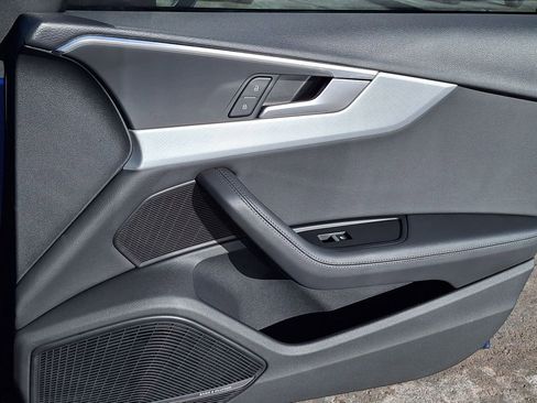 Used 2019 Audi A4 2.0T allroad Premium Plus w/ Premium Plus Package image 30