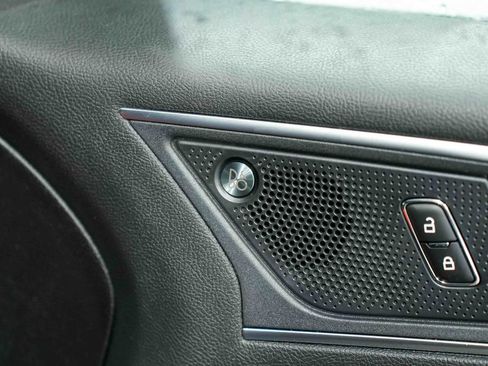 Used 2023 Ford Edge ST image 16