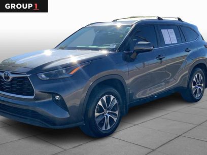 Certified 2024 Toyota Highlander XLE