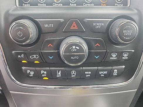 Certified 2018 Jeep Grand Cherokee Limited AWD/4WD image 9