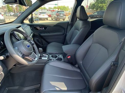 Certified 2025 Subaru Forester Limited AWD/4WD image 31