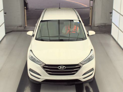 Used 2016 Hyundai Tucson Sport AWD/4WD image 2