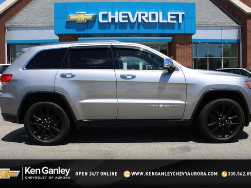 Used 2015 Jeep Grand Cherokee Limited w/ Luxury Group II AWD/4WD image 1